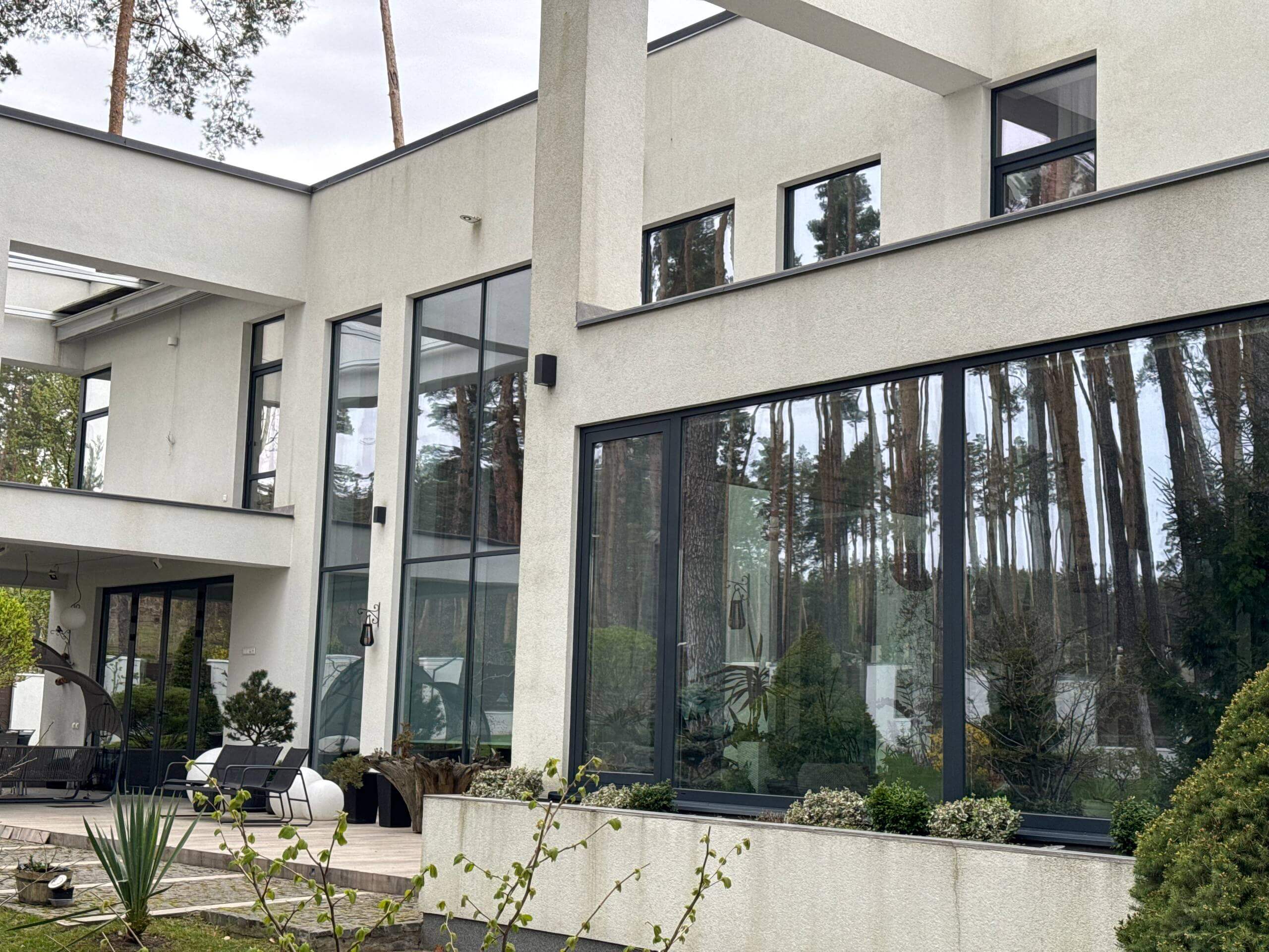 Фарбування вікон